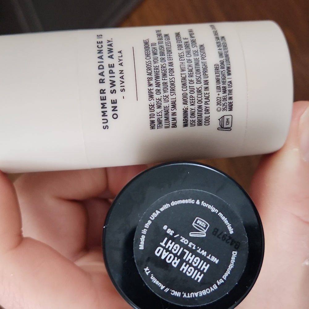 Makeup Bundle - High End! - Picture 10 of 12